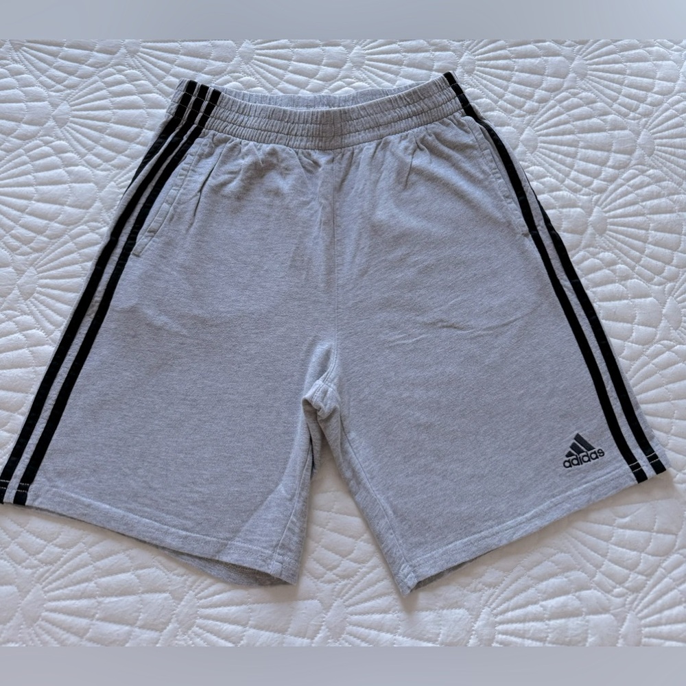 Adidas Shorts Boys Size XL
